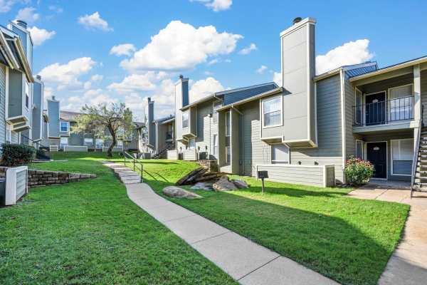 External photo of main entrance to Hidden Valley Apartments