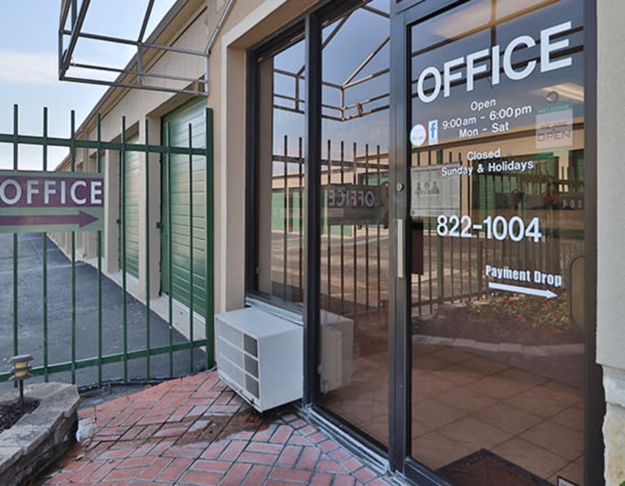 Exterior of the office entrance at A-AAAKey - Broadway in San Antonio, Texas