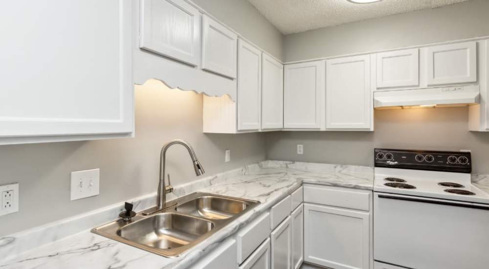 Spacious Kitchen at {location_name}} in Springfield, Tennessee