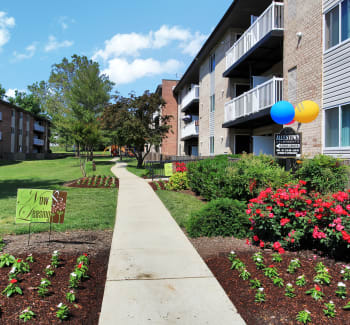 Facade at Allentown Apartments in Suitland, Maryland