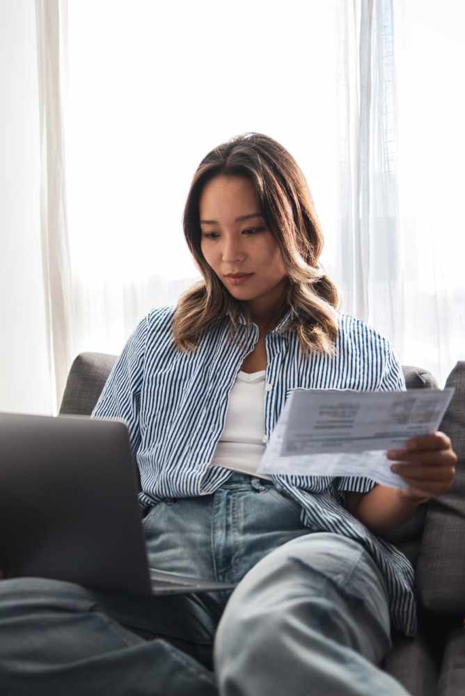 Woman accessing the resident portal at Eagle Ridge in Hobbs, New Mexico