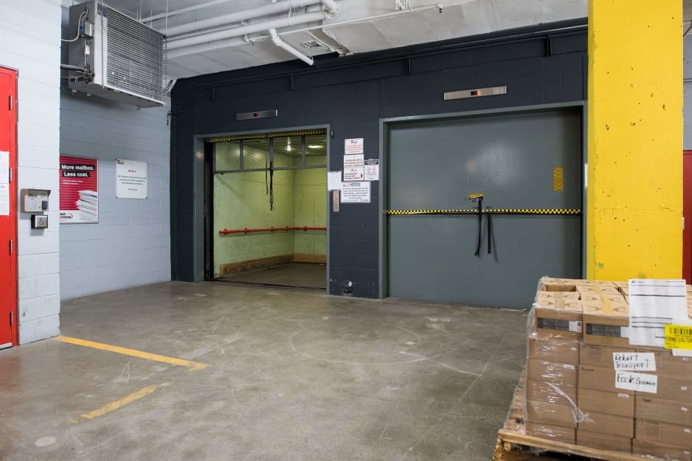 Self Storage Units Apple Self Storage Toronto Downtown, Ontario