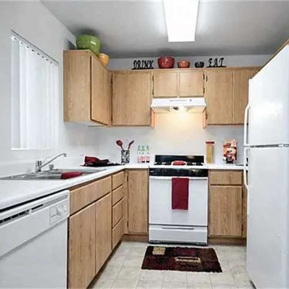 Dishwasher at Casa Bella in Victorville, California