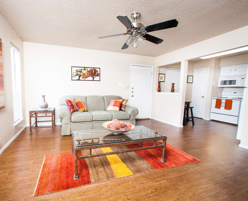 Modern living space at Ashley Oaks in San Antonio, Texas