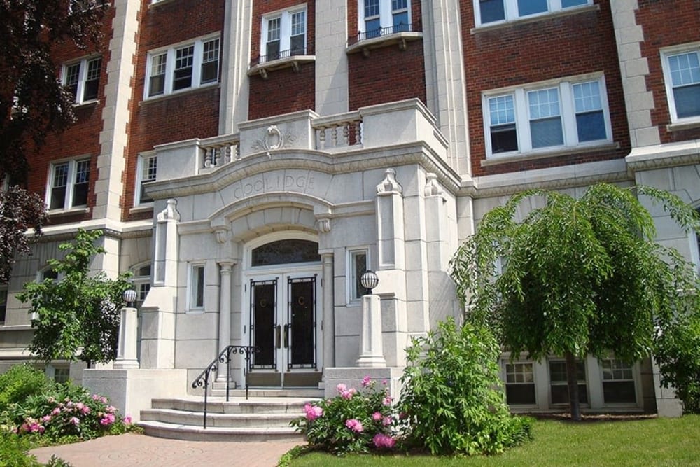 East Avenue Apartments | Park Ave Rochester, NY near Cobb's Hill