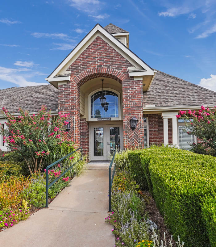 Front entrance to Villas at Stonebridge in Edmond, Oklahoma