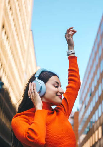 Entertainment near Creekwood Apartments in Gainesville, Florida