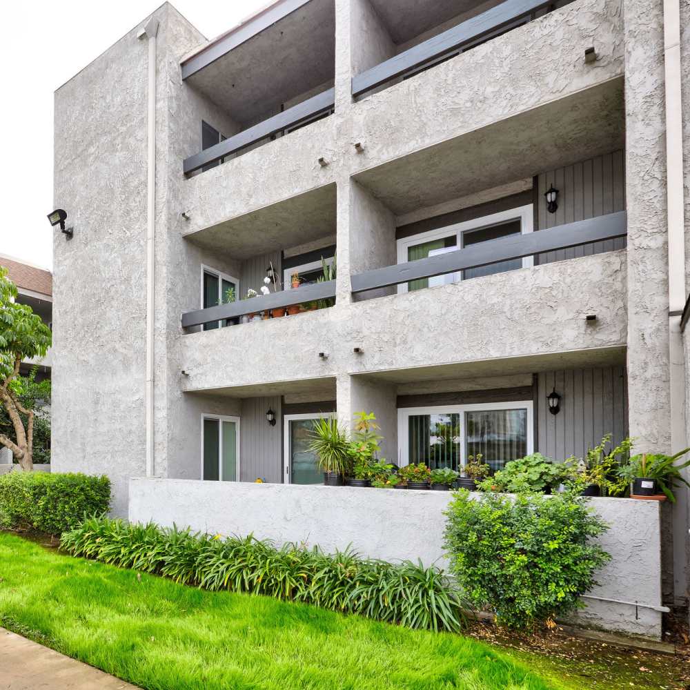 Apartments at Acacia Villa in Garden Grove, California, 