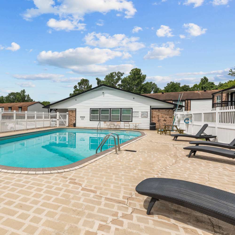 Swimming pool with lounge beds at Commodore in Vicksburg, Mississippi