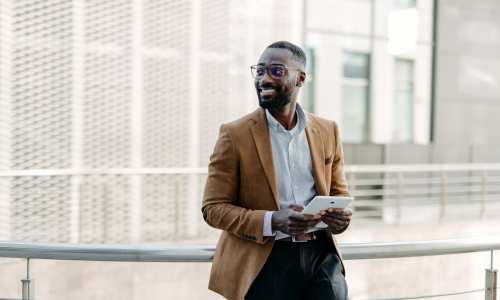 Submit an online review at Regency Plaza Apartment Homes in Martinez, California