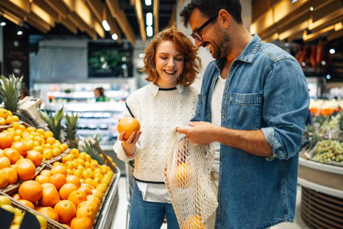  Residents shopping near Covington Woods II in Lansing, Kansas