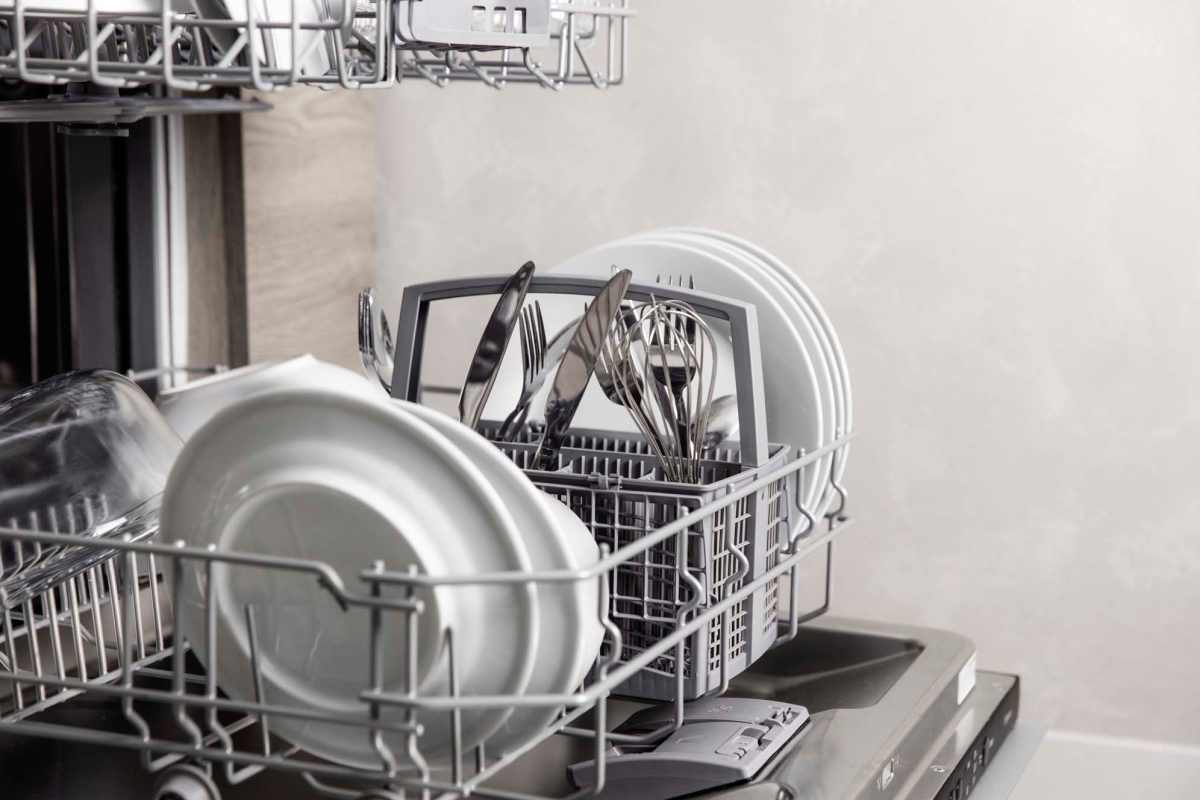 Dishwasher at Eastland Apartments in Tulsa, Oklahoma