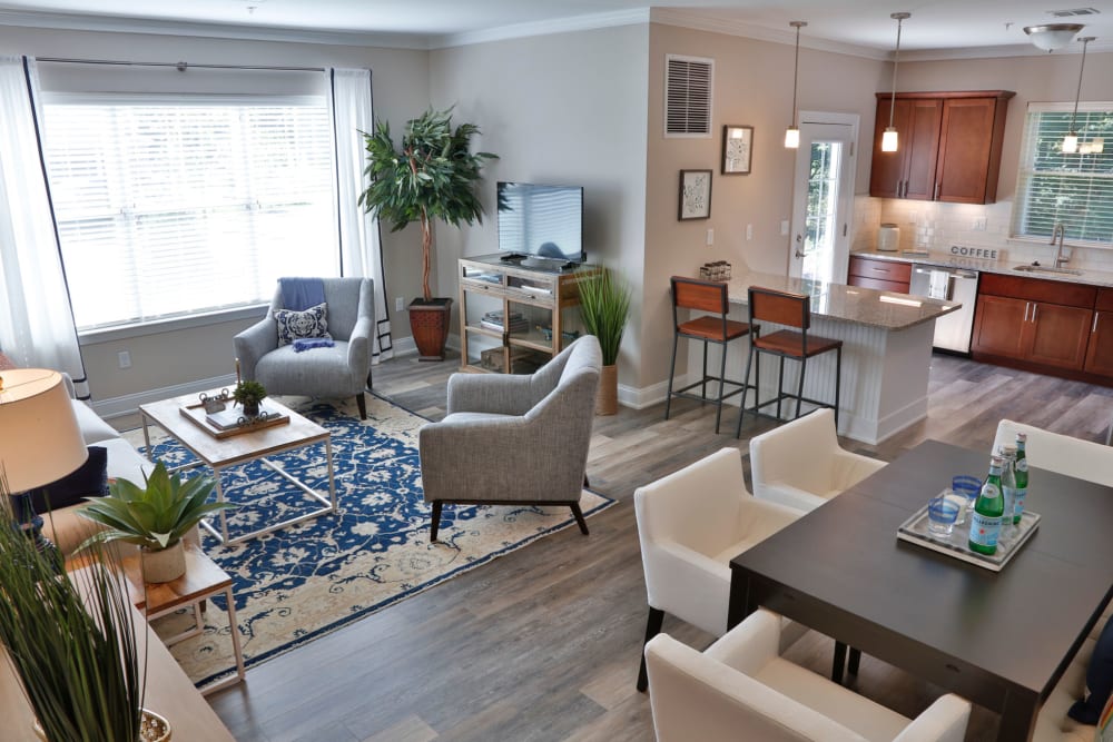 Living room with hardwood flooring at Highcroft Apartment Homes in Simsbury, Connecticut