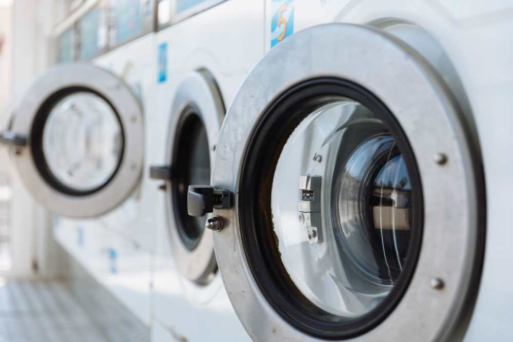 Laundry facility at Jewel Lake Villa in Anchorage, Alaska