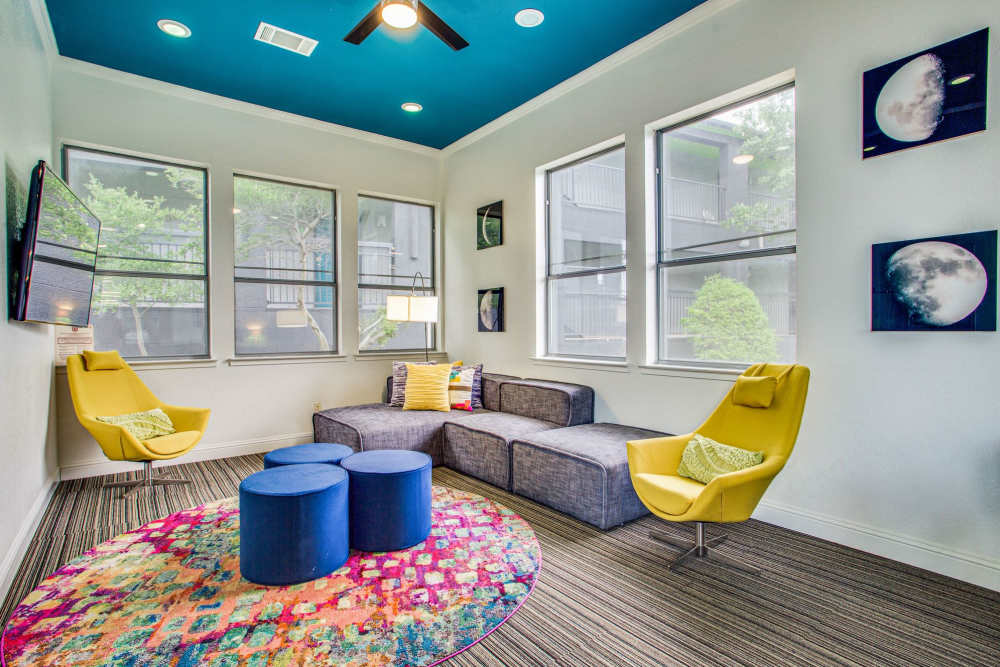 Community media room at Ascent at Lake Worth in Fort Worth, Texas