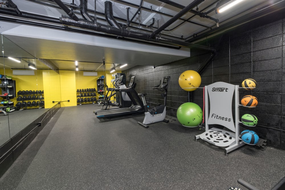 A modern fitness center at Tower Apartment Homes in Alameda, California