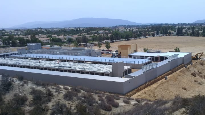 Rds Building New Storage Facility Silverhawk Self Storage In French Valley