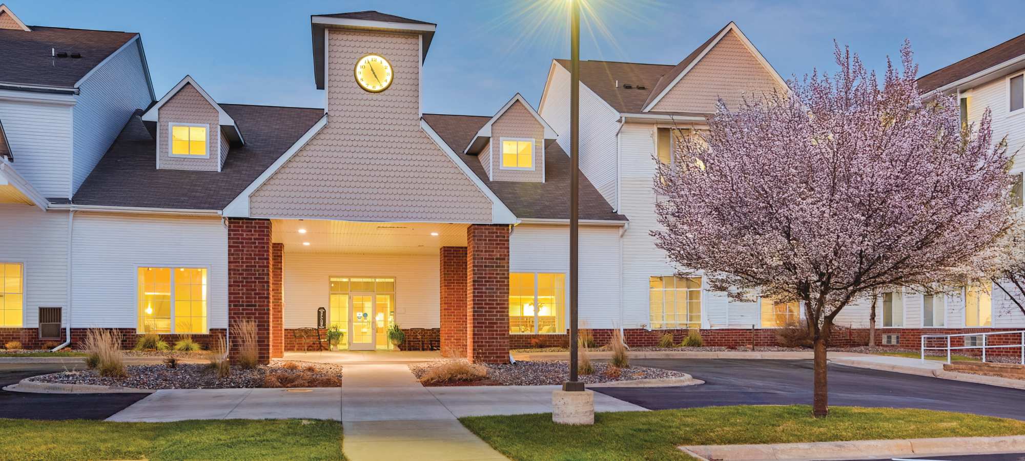 Building exterior at Amira Choice Champlin in Champlin, Minnesota