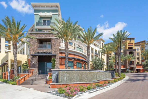 Acacia Capital has years of hands-on experience in the real estate marketplace
