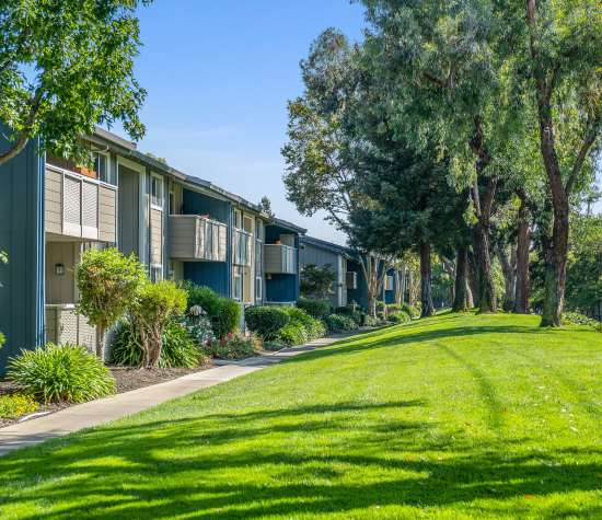 Shadow Oaks, a sister property to La Valencia Apartment Homes in Campbell, California