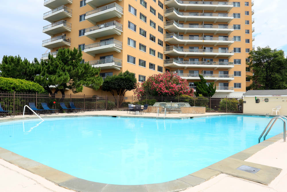 Enjoy Apartments with a Swimming Pool at Pembroke Towers in Norfolk, Virginia