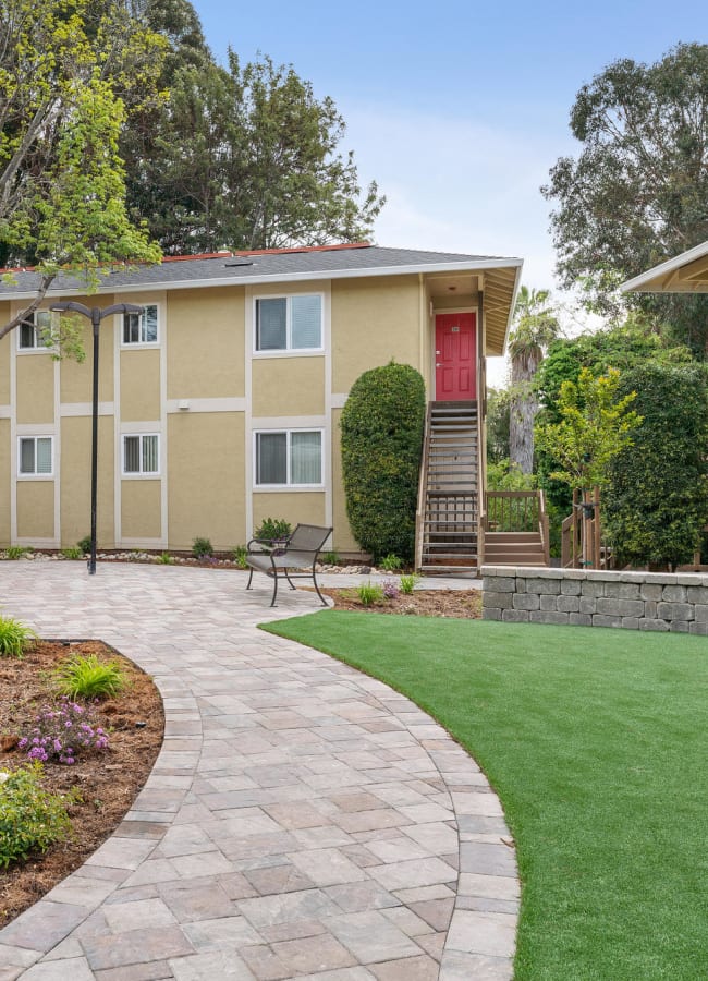 Entrance to leasing office at Vista Creek in Castro Valley, California is pet friendly.