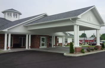 Link to RiverOaks Health Campus's Amber Manor Care Center location