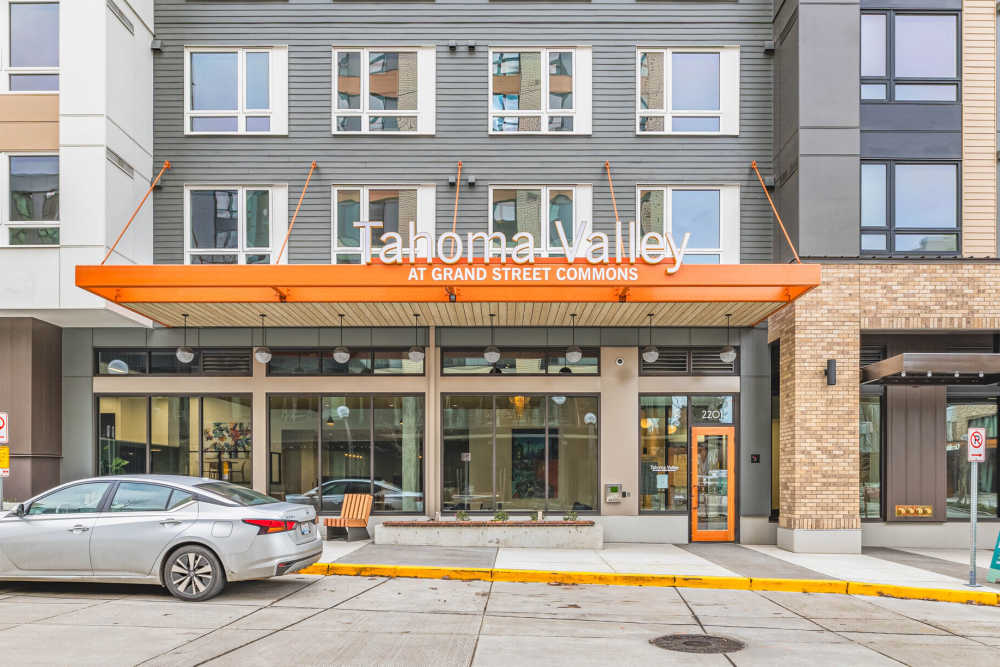 Now Leasing apartments for immediate move in at Tahoma Valley Apartments in Seattle, Washington