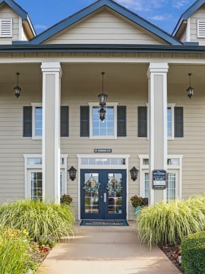 Exterior  at Villas at Stonebridge in Edmond, Oklahoma