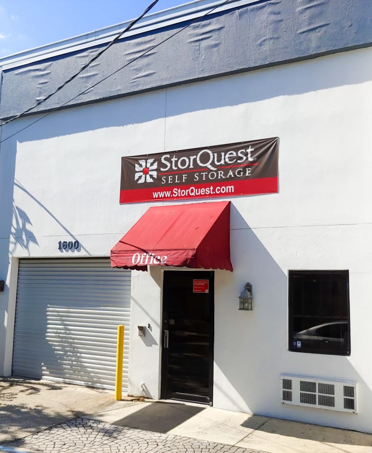 Exterior of the leasing office entrance at StorQuest Express Self Service Storage in Tampa, Florida