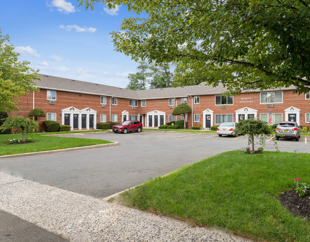 Exterior of Bellmore Manor Gardens | Apartments in North Bellmore, NY