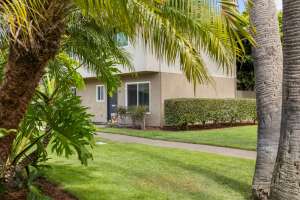 Sidewalk at Mango Tree Apartment Homes in Santa Ana, California
