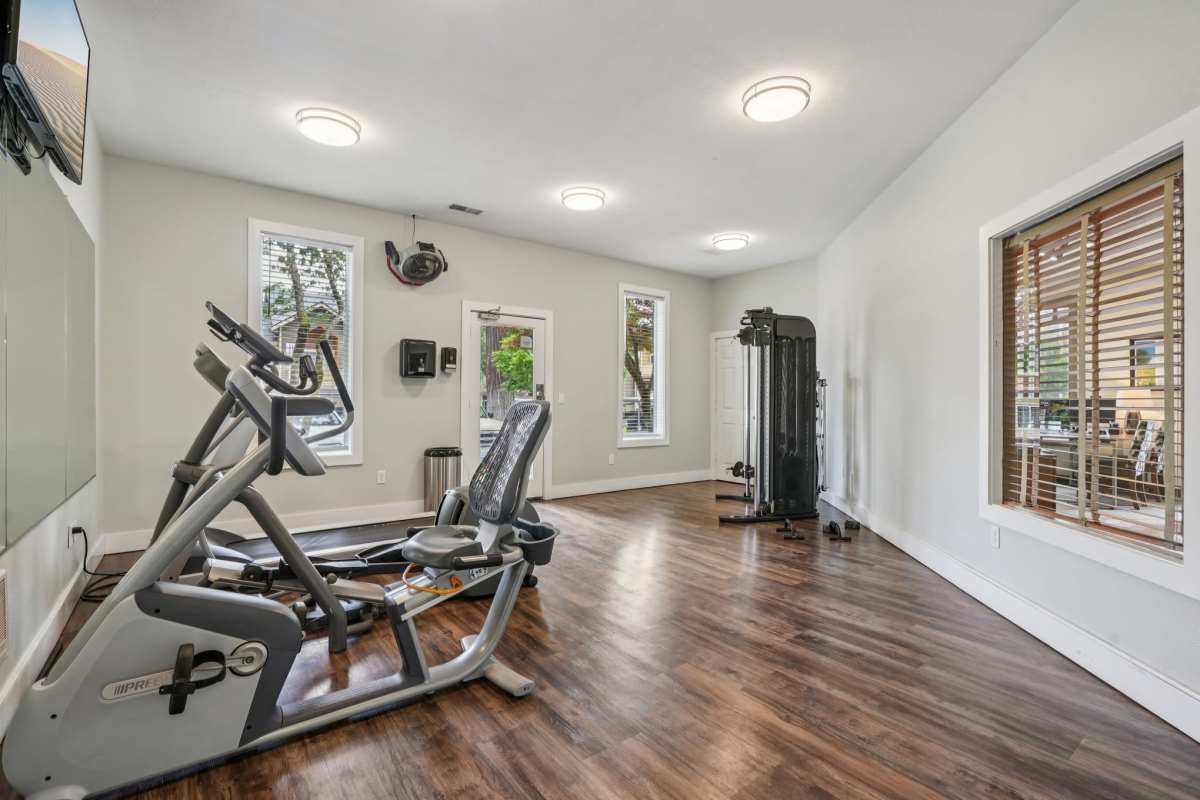 Gym at Arnada Pointe in Vancouver, Washington