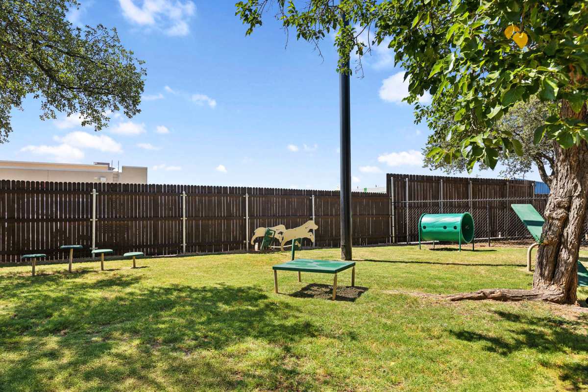 Bring your pet to Creekside in San Angelo, Texas