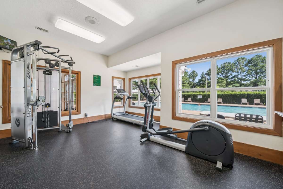 Fitness center at Rolling Meadows Apartments in Williamsburg, Virginia