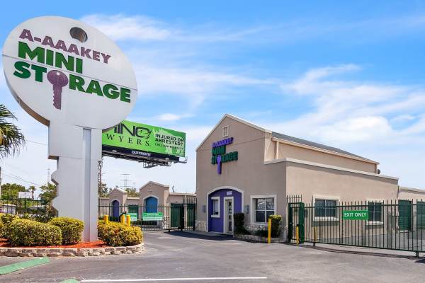 Storage facility Street View at Storage Hub