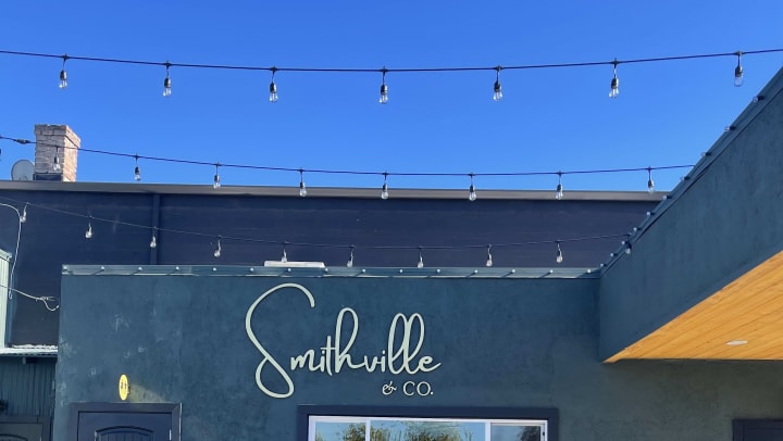 Smithville and Co. Coffee Shop Sign