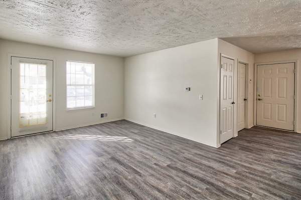 Take a virtual tour of a two bedroom apartment at The Preserve on Allisonville in Indianapolis, Indiana
