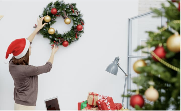 holiday decor business shop local 