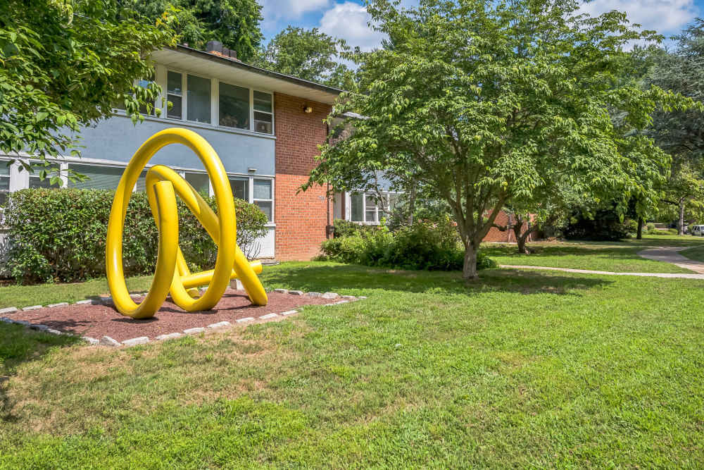 Sculptures at Cherokee Apartments in Philadelphia, Pennsylvania
