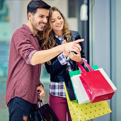 Residents shopping near 735 St. Clair