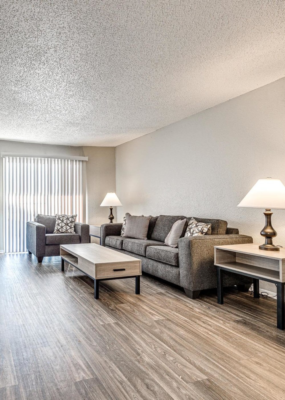 Oklahoma City, OK Apartments | Diamond Trail