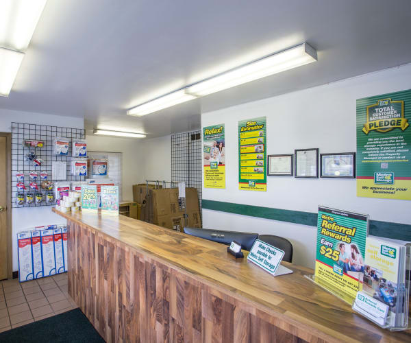 Facility Features offered at Metro Self Storage