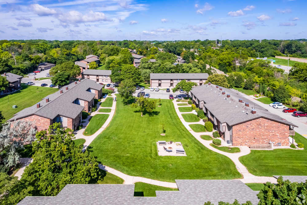 Bird's eye view of the property location at American Colony Apartments