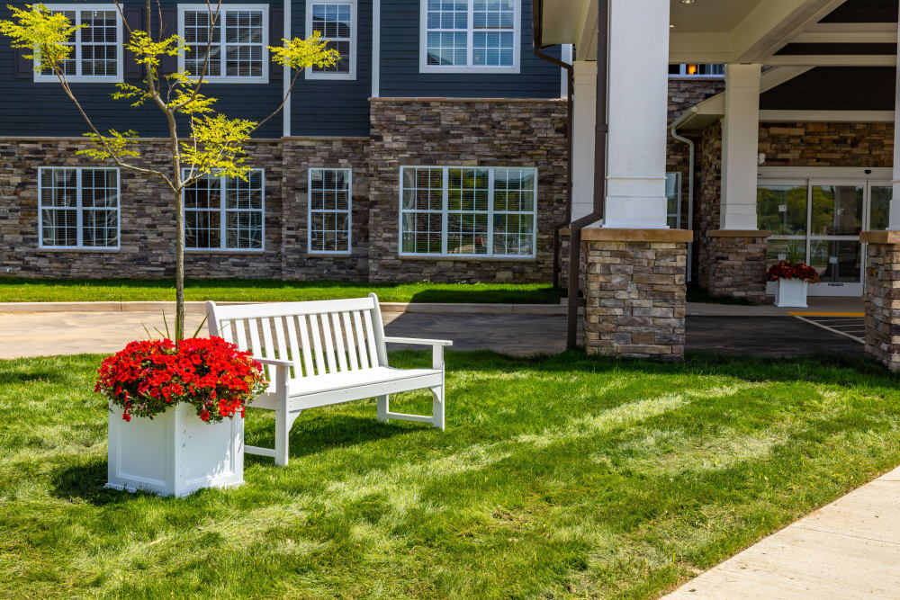 Outdoor seating next to the entrance of Harmony at State College in State College, Pennsylvania
