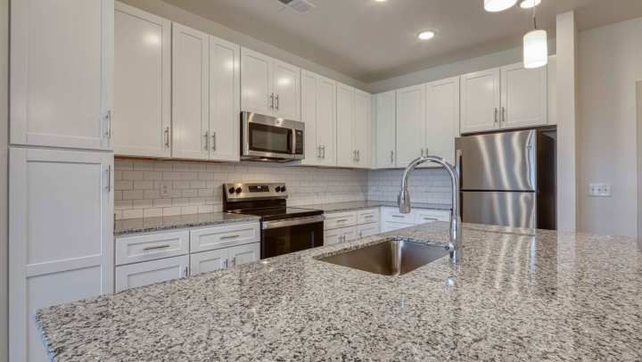 Kitchen in {{location_name}}