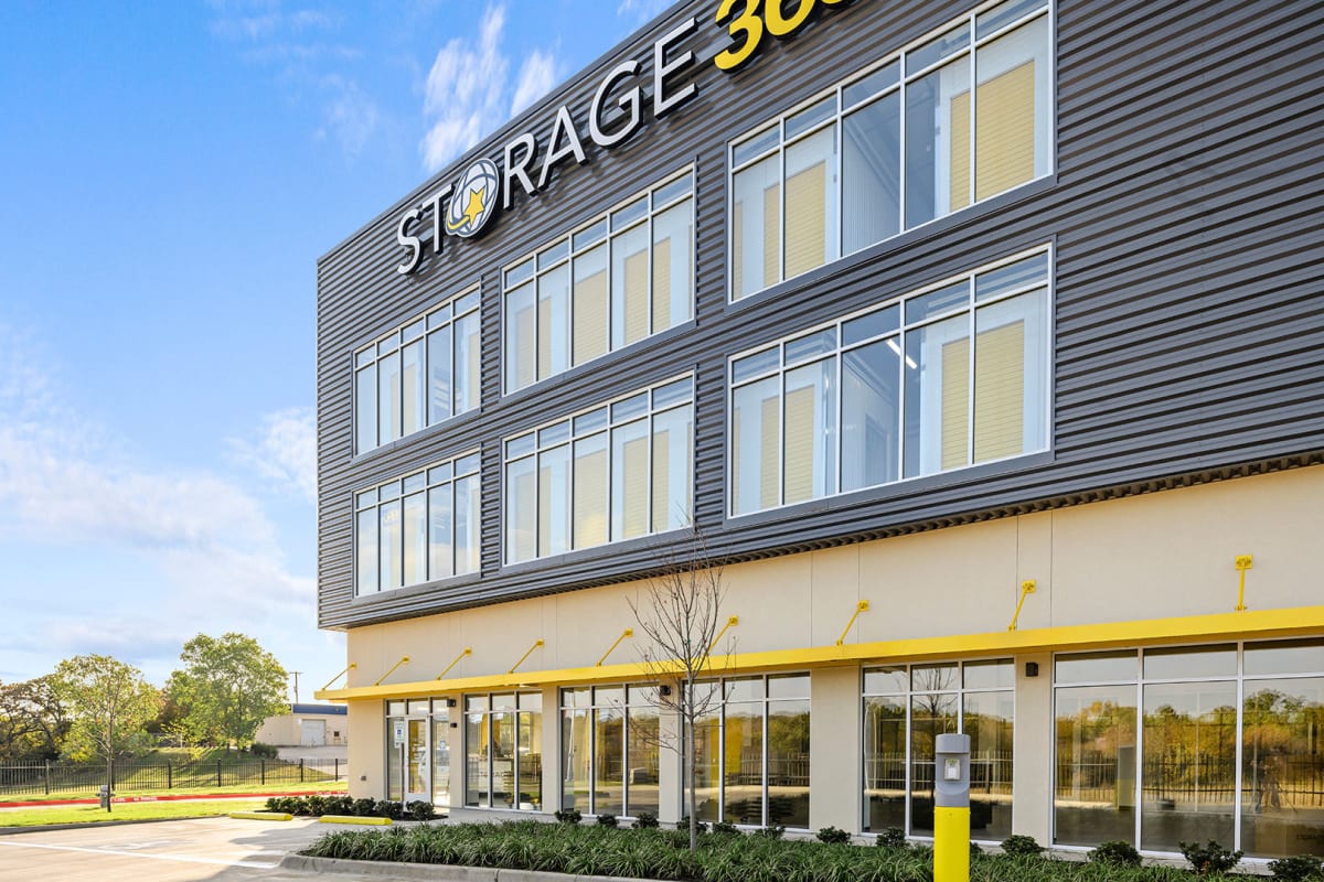 The interior storage units at Storage 365 in Euless, Texas