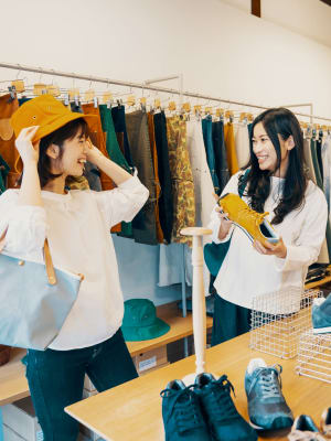 Women enjoying shopping at near SoLa Apartments in Los Angeles, California