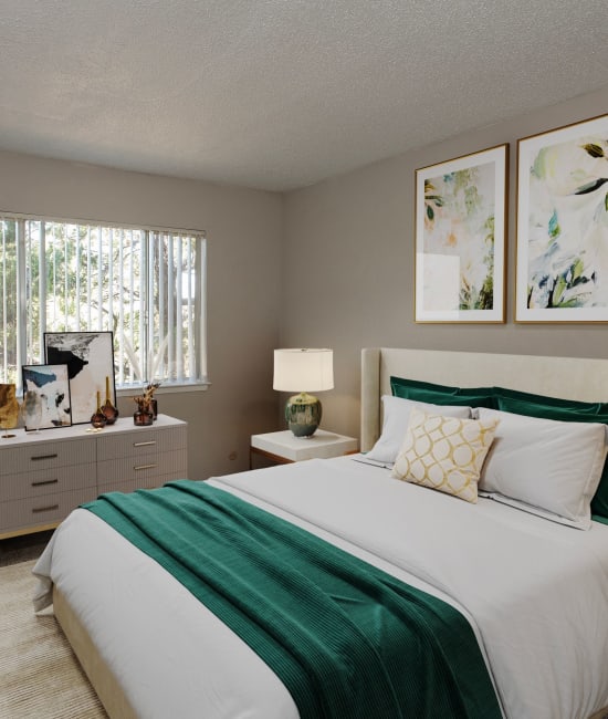 Bedroom at Arden Palms Apartments in Sacramento, California