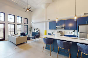 Enjoy luxury apartments with spacious floor plans at Factory 52 in Cincinnati, Ohio